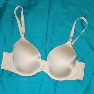 Wacoal Cream Smooth Contour Bra